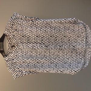 Maurice top.Sleeveless black and white.  Medium.